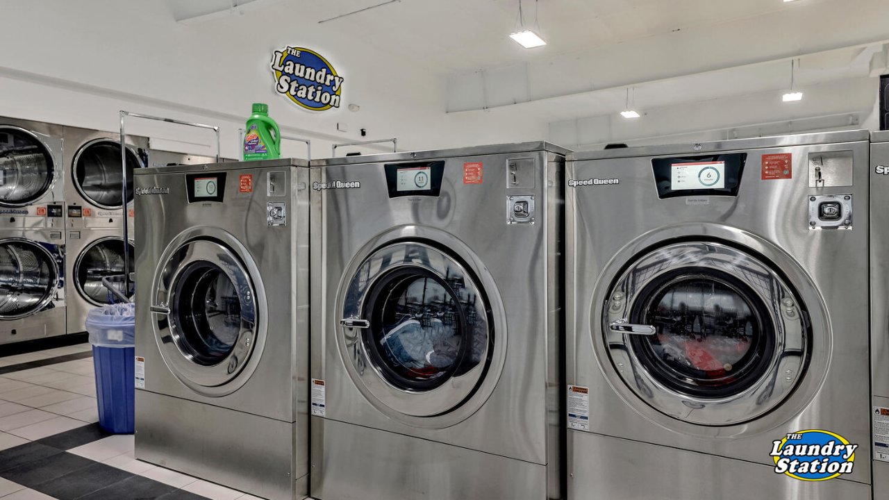 Laundromat within 5 Miles Radius 67218
