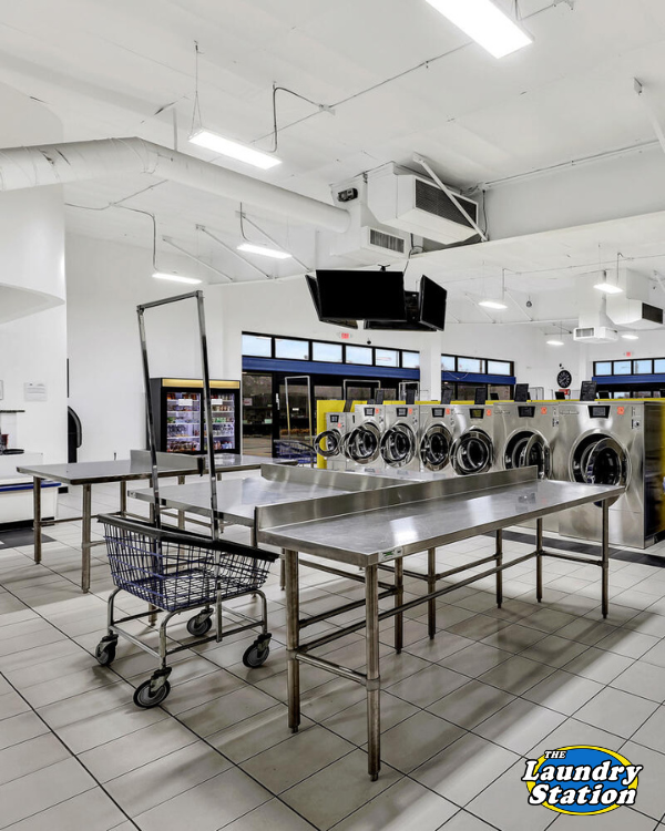 Lavandería de autoservicio cerca de Saddlebrook