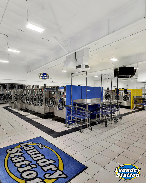 Wash Dry Fold Drop Off Service near 67205