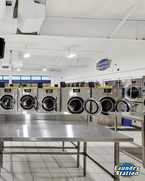 Wash Dry Fold Drop Off Service near College Hill