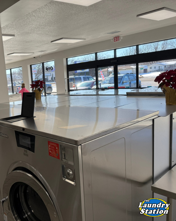 Premium Wash Dry Fold Laundry Care near South Central Wichita KS