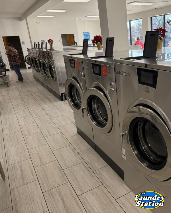 Wash Dry Fold within 5 Miles Radius 67217