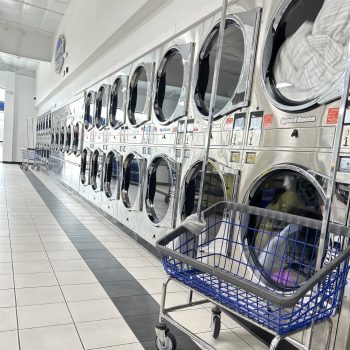 the laundry station oliver wichita ks laundromat